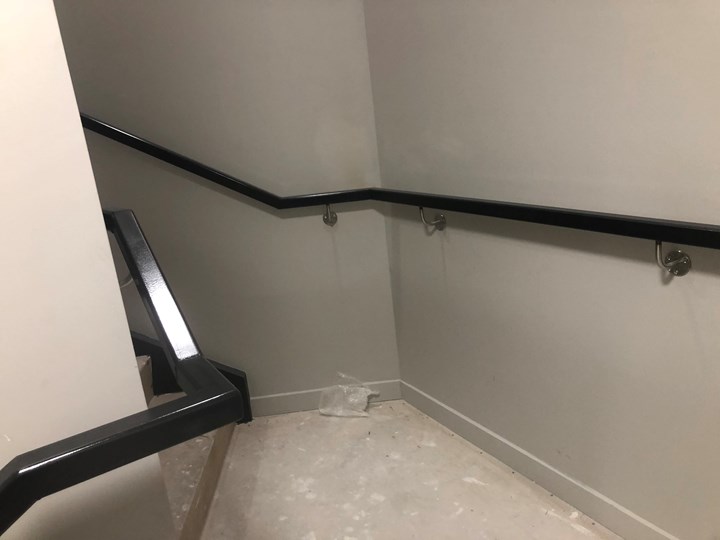 Black RHS handrail